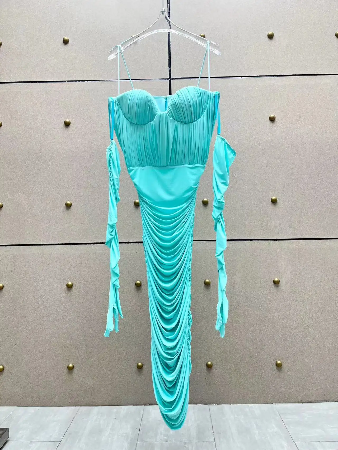 High Quality 2023 Summer Women Fashion Runway Top Holiday Midi Draped Dress Ladies Slim Hot Sale Sexy Dresses
High Quality 2023 Summer Women Fashion Runway Top Holiday Midi Draped Dress Ladies Slim Hot Sale Sexy Dresses