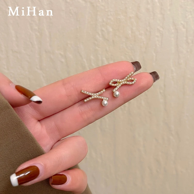 Mihan Women Jewelry Bow Earrings Popular Design Elegant Temperament Simulated Pearl Stud Earrings For Girl Lady Gifts Wholesale
Mihan Women Jewelry Bow Earrings Popular Design Elegant Temperament Simulated Pearl Stud Earrings For Girl Lady Gifts Wholesale