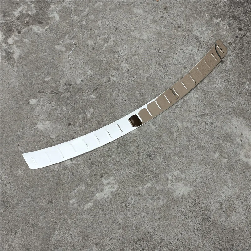 rear styling Stainless Steel Rear Bumper Protector Sill Trunk Tread Plate Trim for Infiniti FX35/FX37/FX50 2009-2013 Car styling
rear styling Stainless Steel Rear Bumper Protector Sill Trunk Tread Plate Trim for Infiniti FX35/FX37/FX50 2009-2013 Car styling