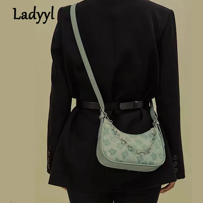 Floral Women Shoulder Strap Handbag Korean 2022 Summer Party Hobo Bag Beach Club Clutch Purse Luxury Design Bags Crossbody
Floral Women Shoulder Strap Handbag Korean 2022 Summer Party Hobo Bag Beach Club Clutch Purse Luxury Design Bags Crossbody