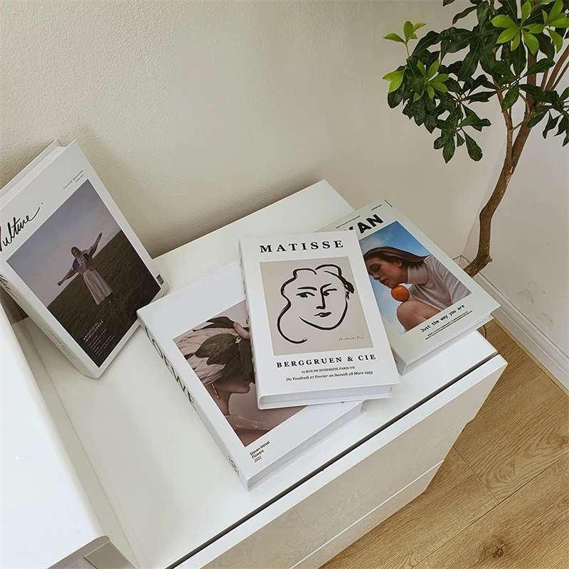 Modern Fake Book Ornament Luxury Decorative Books Decoration Fashion Photography Props Model Household Home Study Office Decor 
Modern Fake Book Ornament Luxury Decorative Books Decoration Fashion Photography Props Model Household Home Study Office Decor