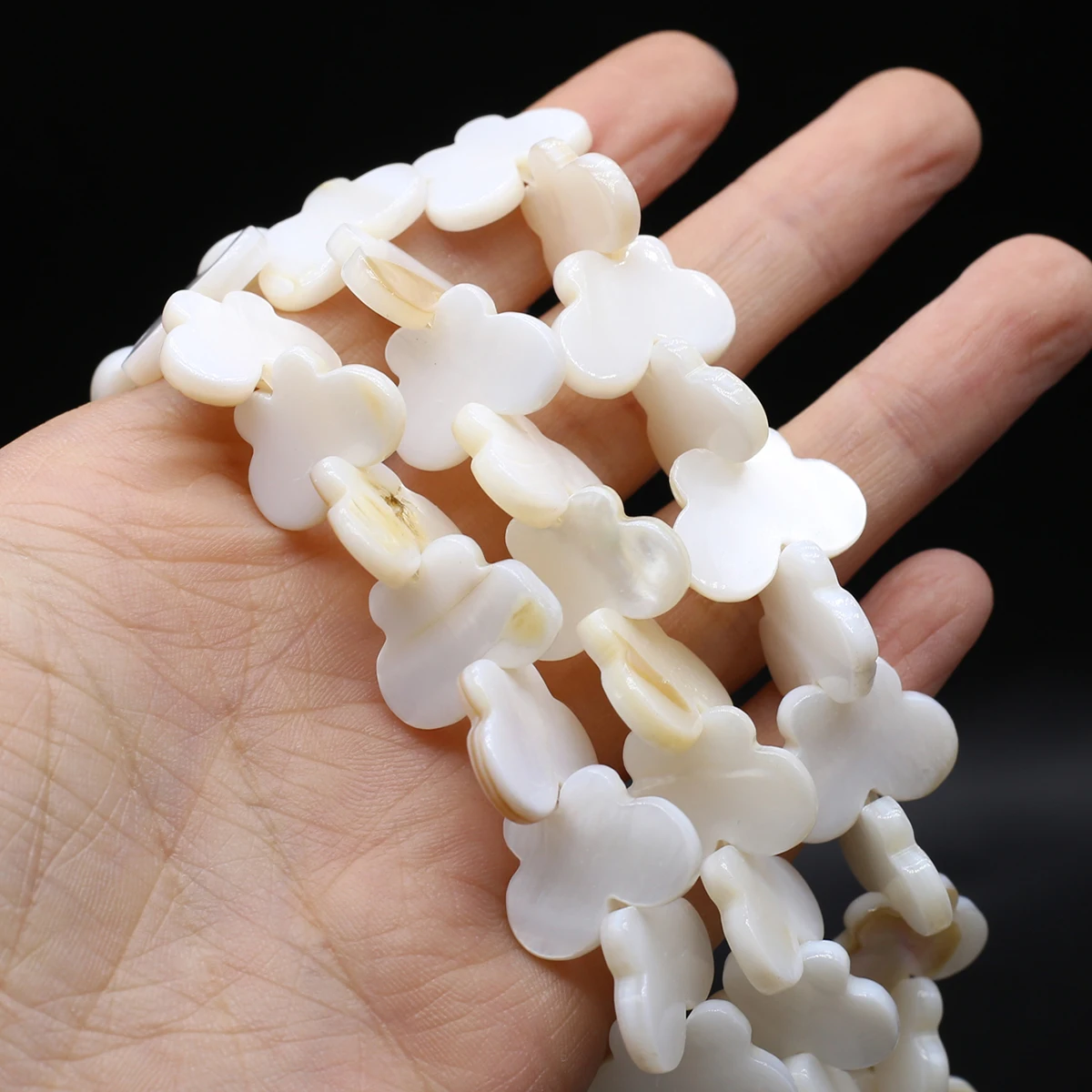 Natural Freshwater Shell Butterfly Beads Mother of Pearl Loose Spacer Beads for Jewelry Making DIY Necklace Bracelet Accessories
Natural Freshwater Shell Butterfly Beads Mother of Pearl Loose Spacer Beads for Jewelry Making DIY Necklace Bracelet Accessories