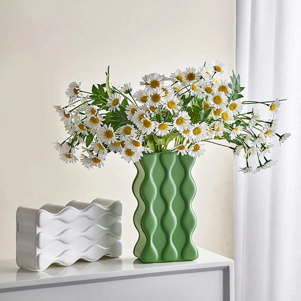 Nordic Modern Home Flower Vases Wave Ceramic Dried Flower Pot Decorative Container Living Room Electroplating Table Decoration
Nordic Modern Home Flower Vases Wave Ceramic Dried Flower Pot Decorative Container Living Room Electroplating Table Decoration