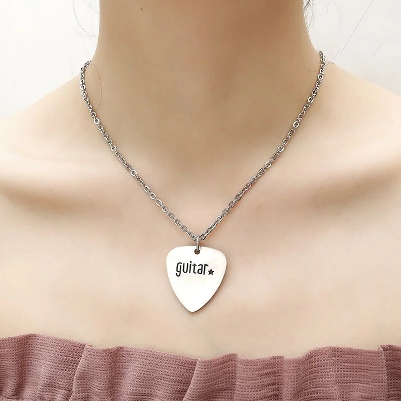 Heart Guitar Pendant Necklace Unisex Geometric Necklace Fashion Creative Simple Letter Gift Popular Hundred Matching Accessor
Heart Guitar Pendant Necklace Unisex Geometric Necklace Fashion Creative Simple Letter Gift Popular Hundred Matching Accessor