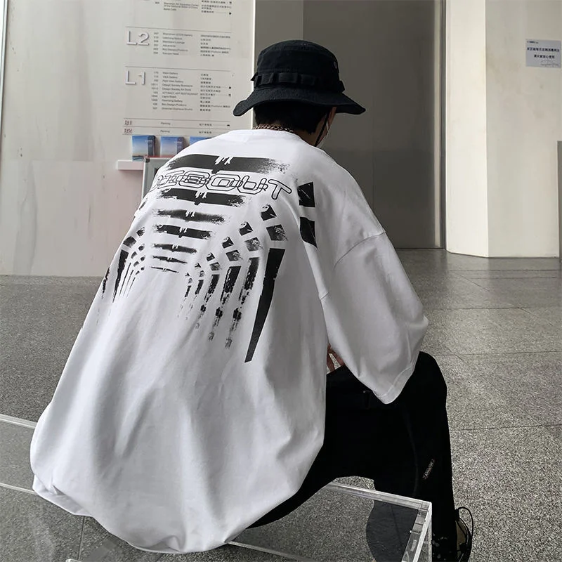 Футболка мужская с принтом букв, повседневная брендовая тенниска в стиле хип-хоп, майка с коротким рукавом, цвет черный/белый, на лето
Футболка мужская с принтом букв, повседневная брендовая тенниска в стиле хип-хоп, майка с коротким рукавом, цвет черный/белый, на лето