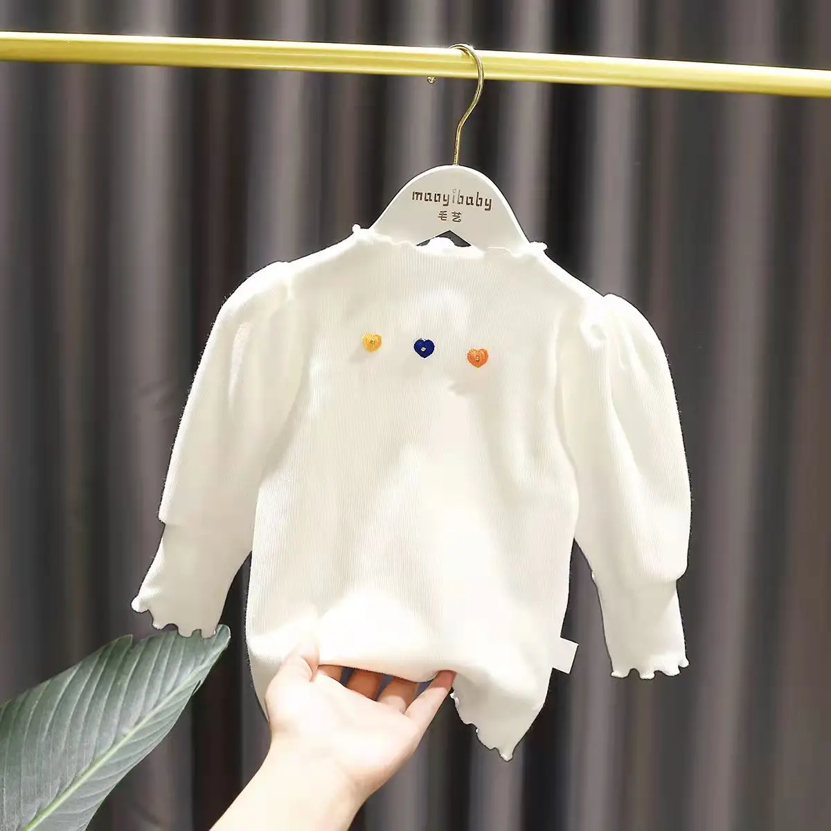 Girls' bottoming Shirt 2022 Spring And Autumn New Children's Puff Sleeve Top Korean Version Slim Baby Pprincess Sleeve
Girls' bottoming Shirt 2022 Spring And Autumn New Children's Puff Sleeve Top Korean Version Slim Baby Pprincess Sleeve