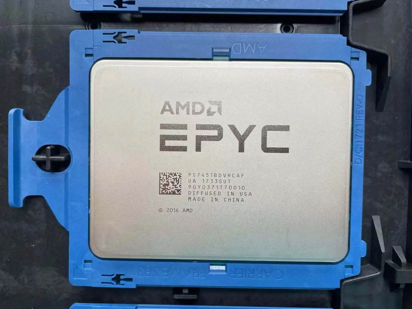 

AMD EPYC 7451 CPU Server Processor 24 Core 48 Thread 2.3Ghz Up to 3.2GHz 180W SP3 CPU Processors Official Version 2.0