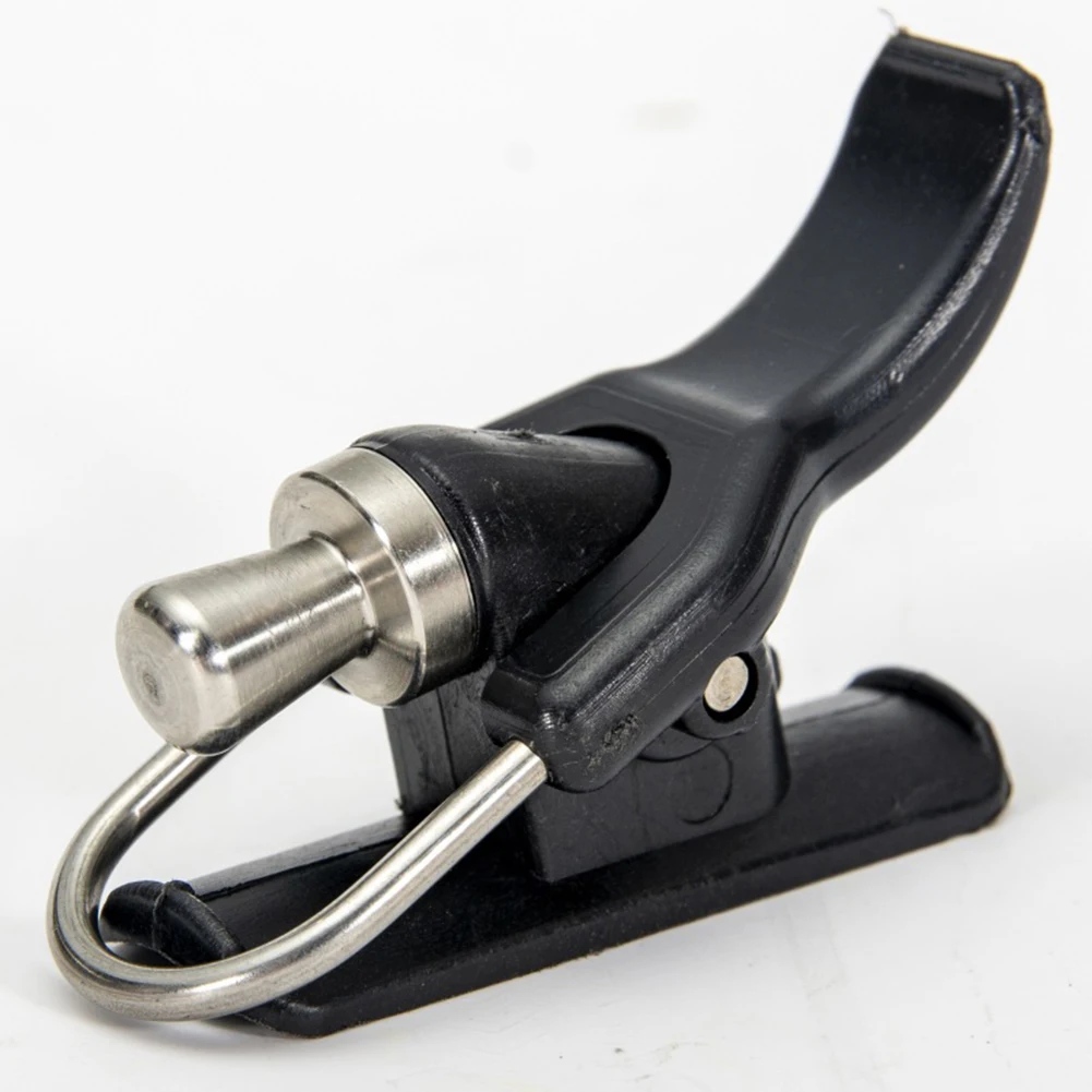 1Pcs Breakaway Marine Fishing Launch Gun Clamp Thumb Button Surfing Casting Tool Clip Fish Finger Protector Trigger Barrel Clamp
1Pcs Breakaway Marine Fishing Launch Gun Clamp Thumb Button Surfing Casting Tool Clip Fish Finger Protector Trigger Barrel Clamp