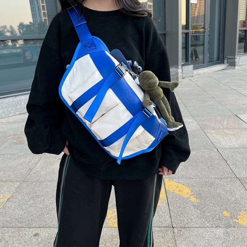 Oversize Fanny Pack Casual Street Travel Canvas Chest Bag Phone Purse Banana Waist Bag Multifunctional Belt Bag For Men Women
Oversize Fanny Pack Casual Street Travel Canvas Chest Bag Phone Purse Banana Waist Bag Multifunctional Belt Bag For Men Women