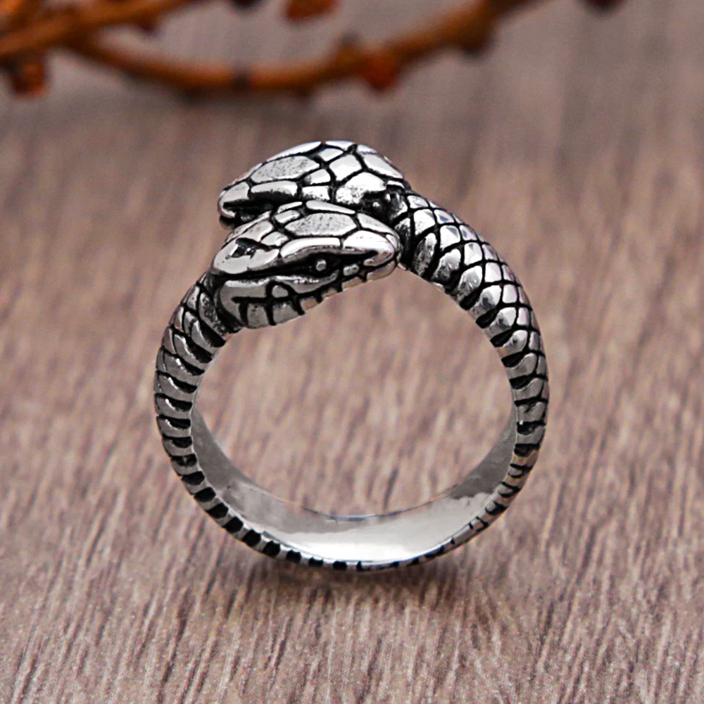 Punk Hip Hop Stainless Steel/Gold Snake Ring For Men Women Party Fashion Adjustable Double Headed Snake Animal Ring Jewelry Gift
Punk Hip Hop Stainless Steel/Gold Snake Ring For Men Women Party Fashion Adjustable Double Headed Snake Animal Ring Jewelry Gift