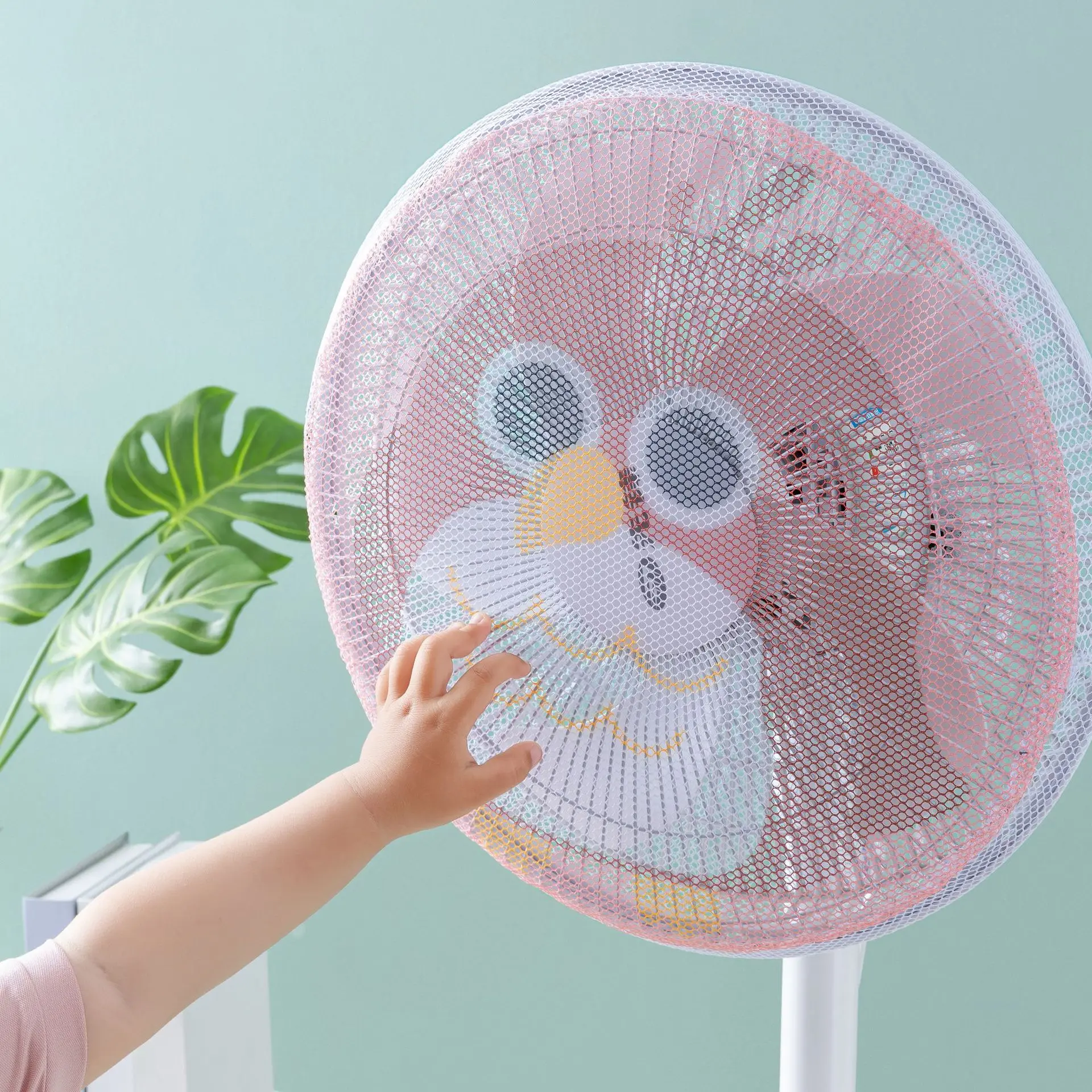 2022 New Electric Fan Cover Anti-pinch Child Protection Net Dust Cover Cartoon All-inclusive Safety Round Mesh Cover Stand Fan
2022 New Electric Fan Cover Anti-pinch Child Protection Net Dust Cover Cartoon All-inclusive Safety Round Mesh Cover Stand Fan