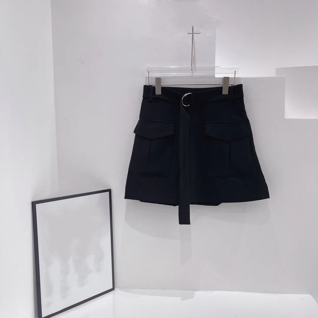 2022 new women's summer letters with diamond cotton shorts casual suit shorts women's solid color women's hakama
2022 new women's summer letters with diamond cotton shorts casual suit shorts women's solid color women's hakama
