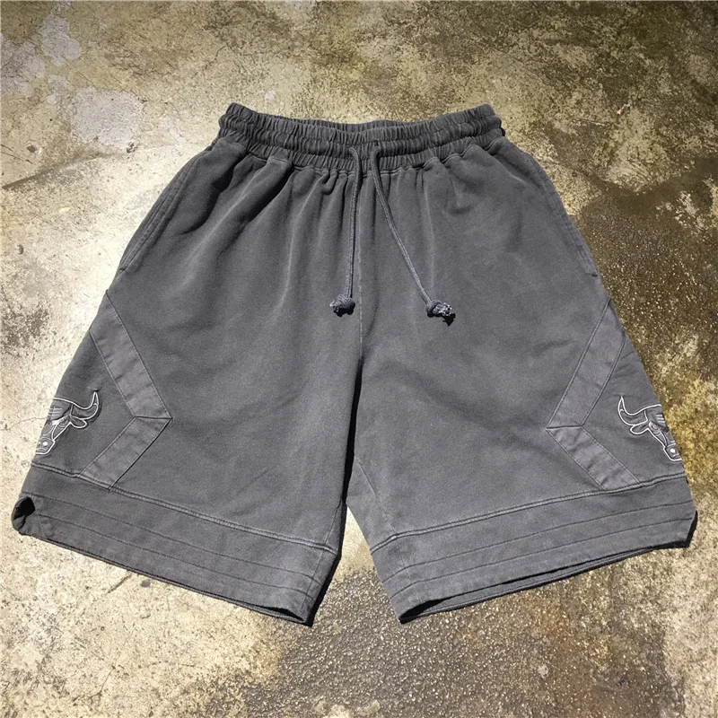 Summer CAVEMPT Japanese C.E Style Batik Drawstring Basketball Shorts Baggy Sports For Men
Summer CAVEMPT Japanese C.E Style Batik Drawstring Basketball Shorts Baggy Sports For Men