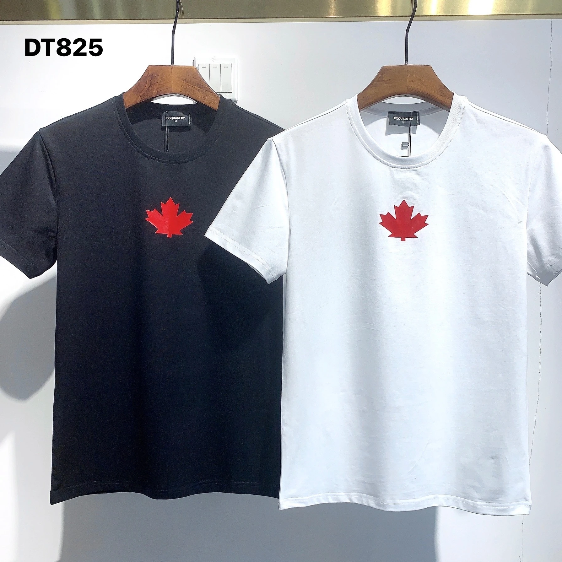 Dsquared2 Men's Cotton 100% Classic Maple Leaf Print Simple Fashion Trend Loose DSQ2 Round Neck T-Shirt Boyfriend Gift DT825
Dsquared2 Men's Cotton 100% Classic Maple Leaf Print Simple Fashion Trend Loose DSQ2 Round Neck T-Shirt Boyfriend Gift DT825