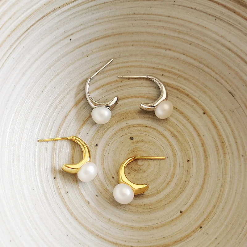 Amaiyllis S925 Sterling Silver Light Luxury Retro Pearl Earrings Versatile Texture Simple Temperament French Stud Earrings
Amaiyllis S925 Sterling Silver Light Luxury Retro Pearl Earrings Versatile Texture Simple Temperament French Stud Earrings