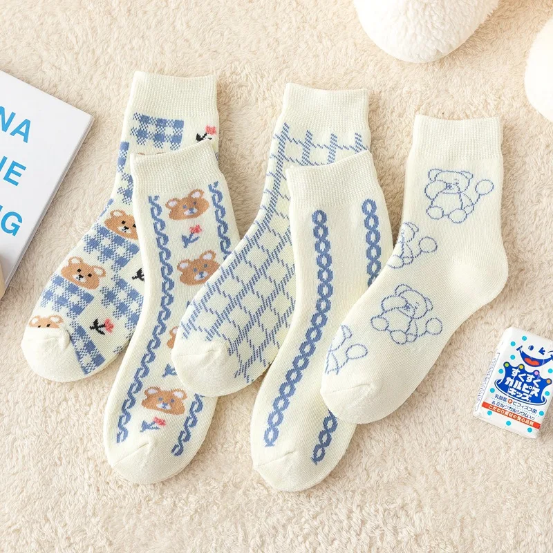 Женские хлопковые кавайные дизайнерские полосатые забавные японские Модные женские носки Castoon в стиле Харадзюку
Женские хлопковые кавайные дизайнерские полосатые забавные японские Модные женские носки Castoon в стиле Харадзюку