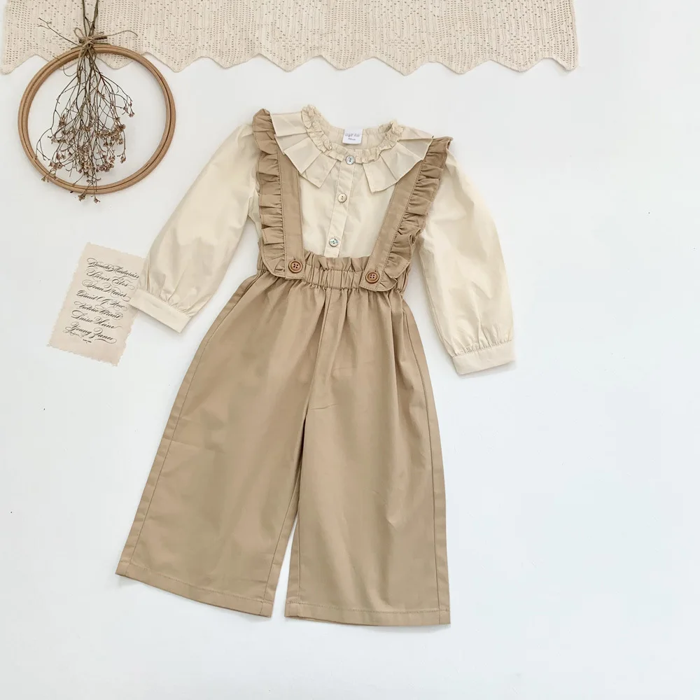2022 Spring Baby Girls Lotus Leaf Removable Shoulder Strap Trousers Korean Children Loose Pants Khaki
2022 Spring Baby Girls Lotus Leaf Removable Shoulder Strap Trousers Korean Children Loose Pants Khaki