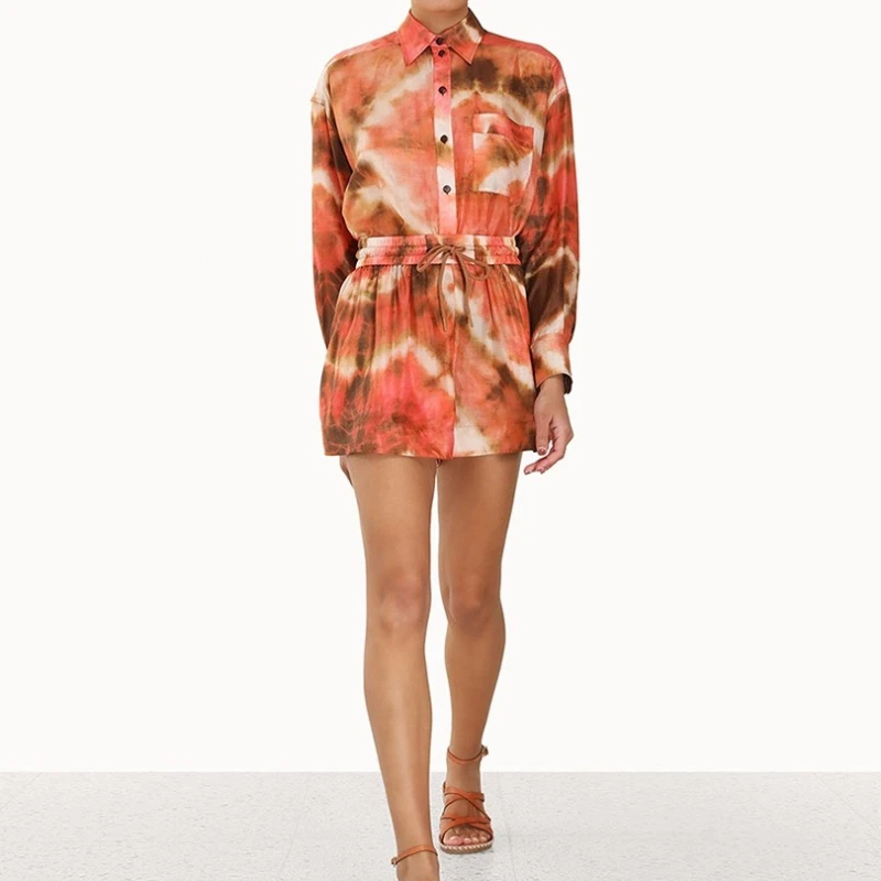 2023 Summer Top Quality Women Fashion Brown Red Silk Tie Dye Printed Turn-down Collar Blouse and Short Pants Set
2023 Summer Top Quality Women Fashion Brown Red Silk Tie Dye Printed Turn-down Collar Blouse and Short Pants Set