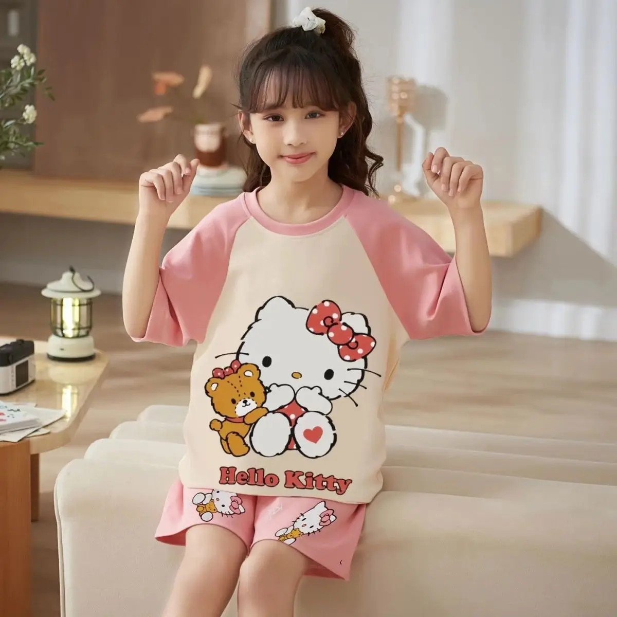 Пижамный комплект Kawaii Hello Kitty из чистого хлопка для девочек, летняя повседневная универсальная Милая Cinnamoroll с круглым вырезом, домашняя одеж...
Пижамный комплект Kawaii Hello Kitty из чистого хлопка для девочек, летняя повседневная универсальная Милая Cinnamoroll с круглым вырезом, домашняя одеж...