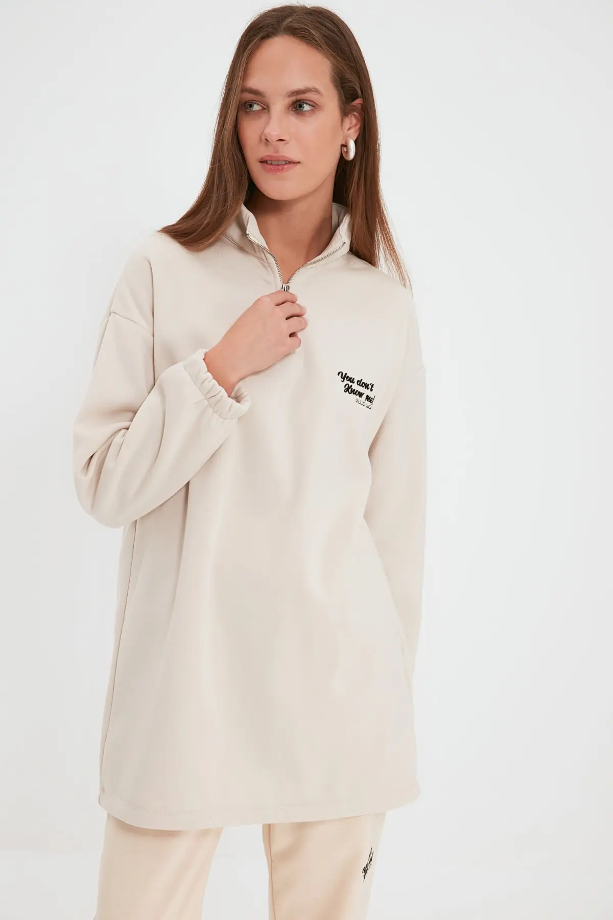 Спортивный костюм Trendyol с вертикальным воротником на молнии, nakıı I Jogger ORME, TCTAW22EN0059
Спортивный костюм Trendyol с вертикальным воротником на молнии, nakıı I Jogger ORME, TCTAW22EN0059