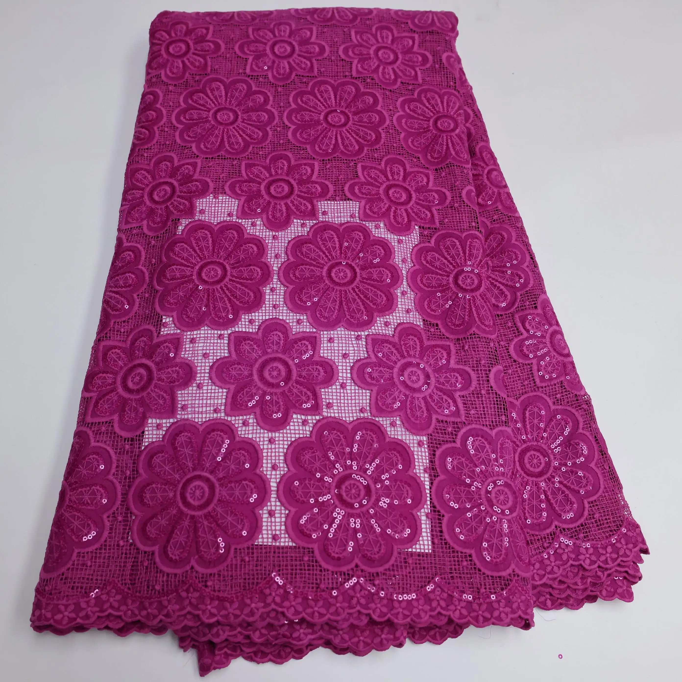 Guipure Lace Fabric White 5 Yards 2022 African Nigerian Water Soluble Lace Fabric For Diy Sew Dress Party Wedding GNQ1-9
Guipure Lace Fabric White 5 Yards 2022 African Nigerian Water Soluble Lace Fabric For Diy Sew Dress Party Wedding GNQ1-9