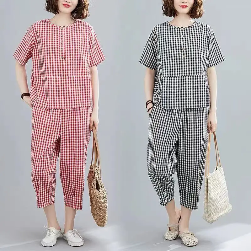 2022 New Summer Two Piece Set Middle Age Women Cotton Loose Casual Set Plaid Tops and Harem Pants Sets Female Fashion Suits L380
2022 New Summer Two Piece Set Middle Age Women Cotton Loose Casual Set Plaid Tops and Harem Pants Sets Female Fashion Suits L380