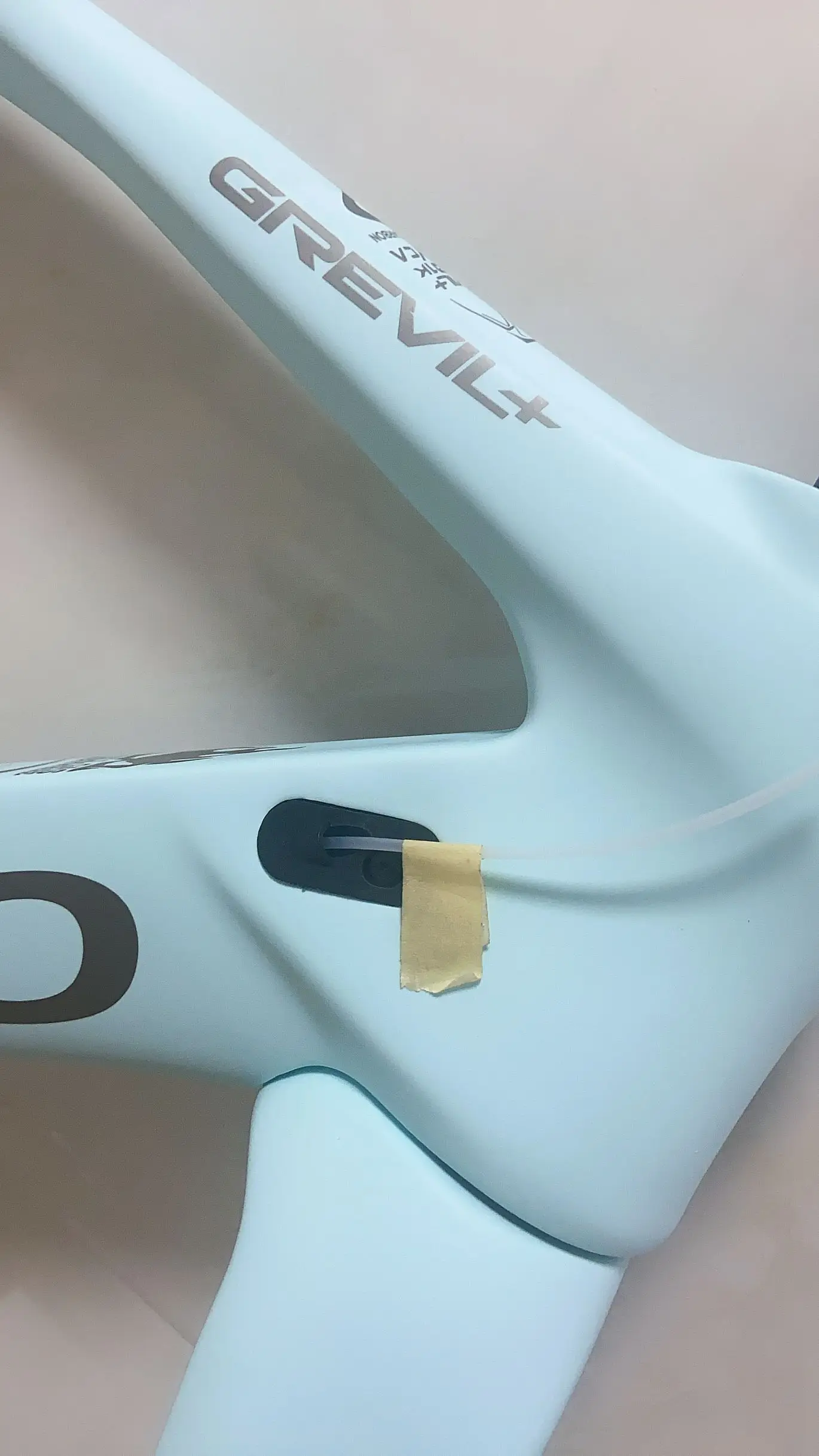 Light blue road bike carbon frame can fit 28mm tires disc grevil bicycle frameset ud matt with costom logos 47 50 53 56 cm
Light blue road bike carbon frame can fit 28mm tires disc grevil bicycle frameset ud matt with costom logos 47 50 53 56 cm