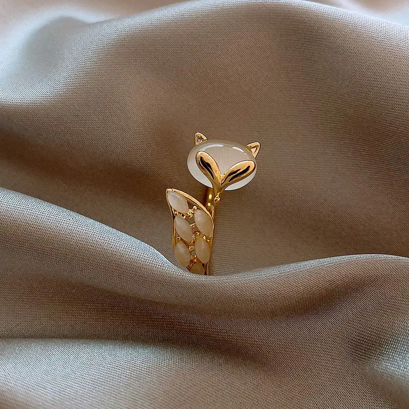 Opal ring for female Xia simple ins small design ring personality fashion jewelry
Opal ring for female Xia simple ins small design ring personality fashion jewelry