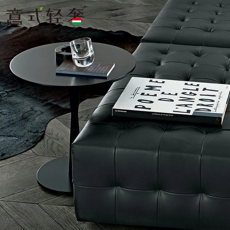 Modern minimalist simple round living room small coffee table corner table side table telephone table
Modern minimalist simple round living room small coffee table corner table side table telephone table