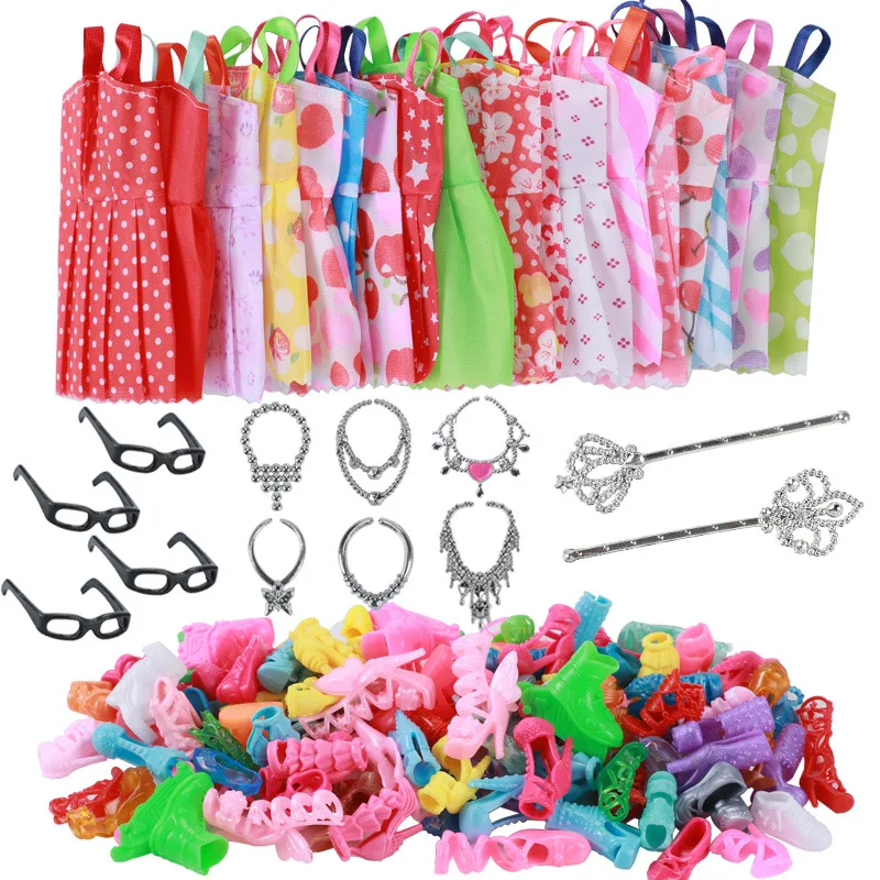 Fashion Handmade 32 Items Accessories for Dolls=Random 10 Items Dress+Random 10 Pairs of Shoes+6 Necklace+4 Glasses+2 Magic Wand
Fashion Handmade 32 Items Accessories for Dolls=Random 10 Items Dress+Random 10 Pairs of Shoes+6 Necklace+4 Glasses+2 Magic Wand