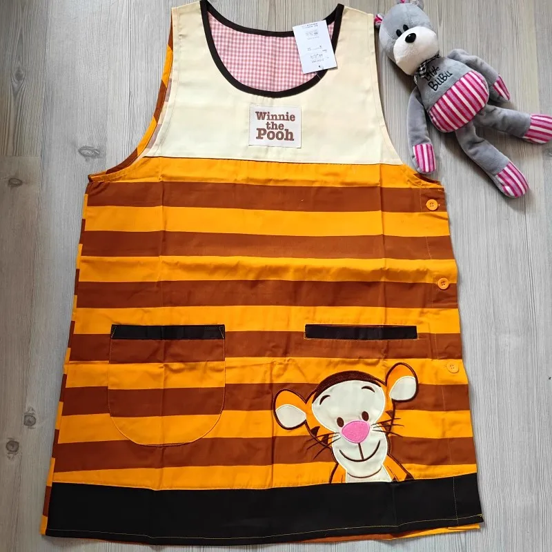 Disney Winnie the Pooh Tigger Adult Apron Fashion Lovely Women Men Household Kitchen Product Avental De Cozinha Delantal Cocina
Disney Winnie the Pooh Tigger Adult Apron Fashion Lovely Women Men Household Kitchen Product Avental De Cozinha Delantal Cocina