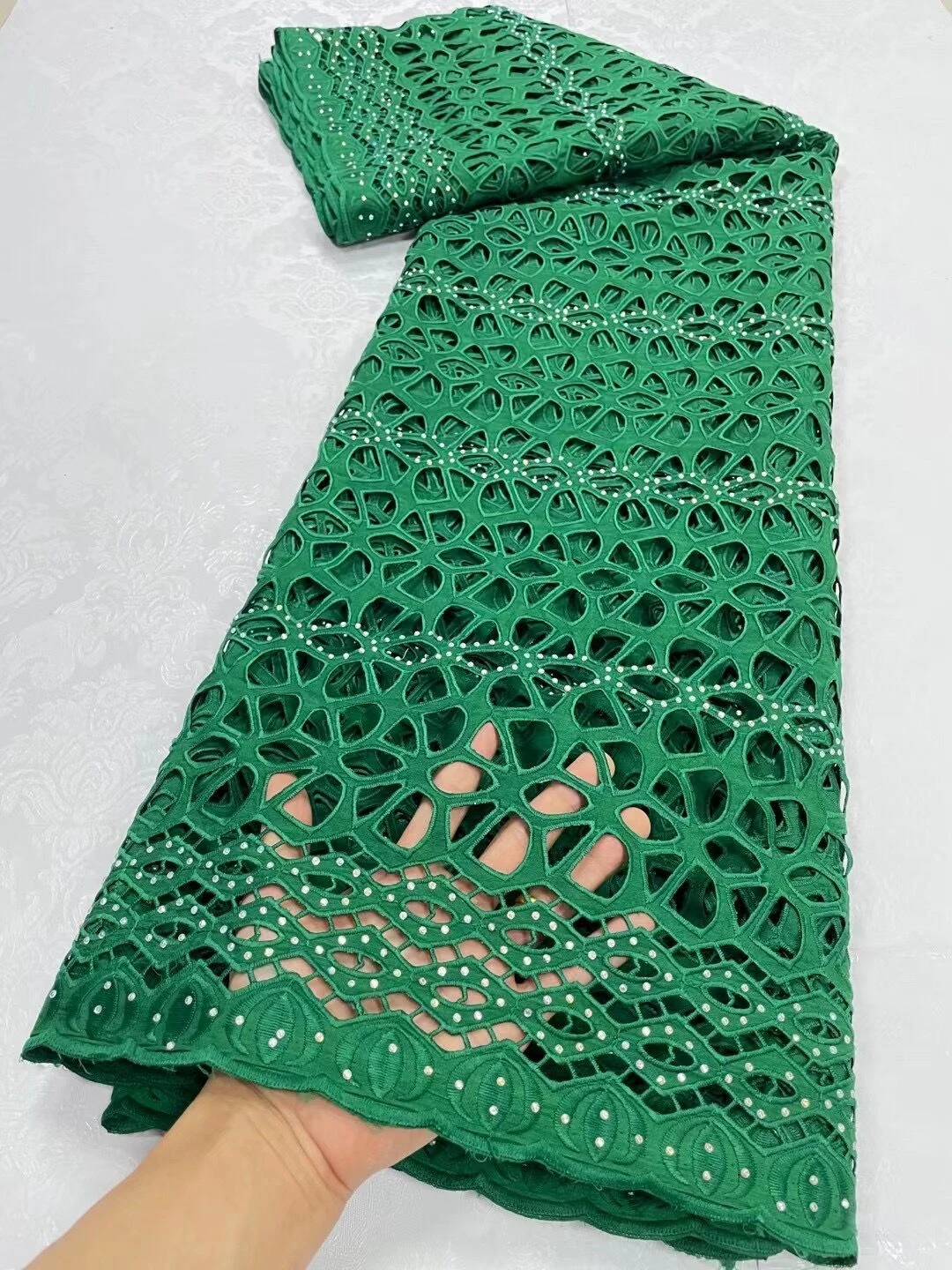 High Quality 2023 African Nigerian Tulle Lace Fabric Embroidery Cotton Wedding Party Dress Golden White Damask Sequins 5Yard
High Quality 2023 African Nigerian Tulle Lace Fabric Embroidery Cotton Wedding Party Dress Golden White Damask Sequins 5Yard
