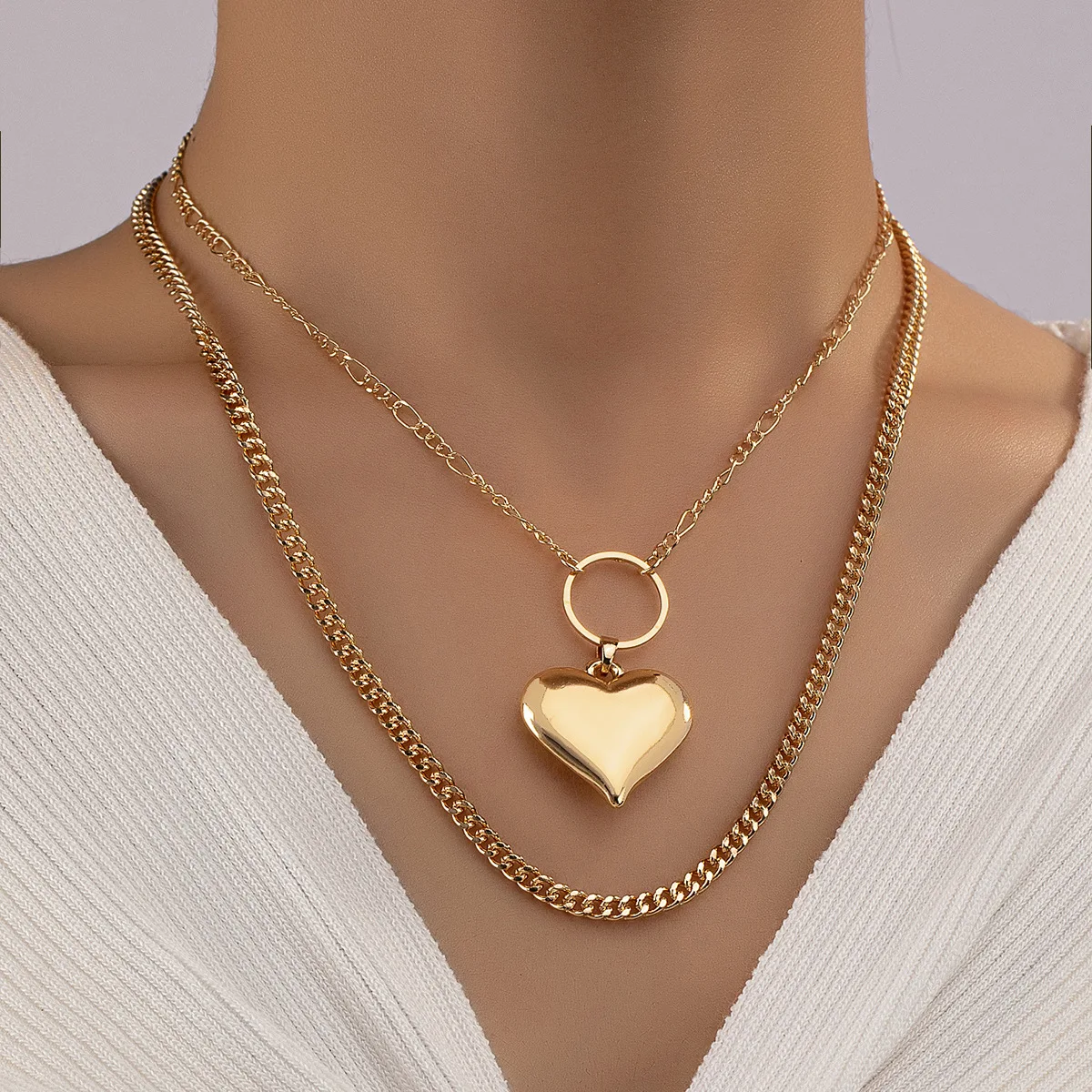 Punk Hollow Love Heart Shaped Pendant Chain Necklace for Women Hip-hop 2022 Vintage Gold Color Choker Jewelry Gift
Punk Hollow Love Heart Shaped Pendant Chain Necklace for Women Hip-hop 2022 Vintage Gold Color Choker Jewelry Gift