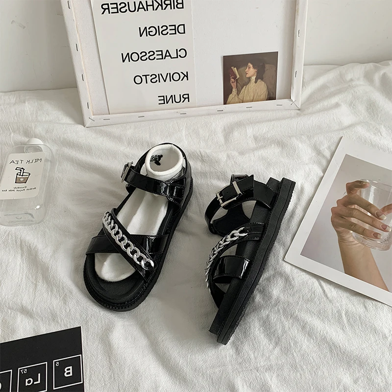 Босоножки женские на плоской платформе, повседневные сандалии-гладиаторы на танкетке, с металлической цепочкой, летняя обувь с открытым но...
Босоножки женские на плоской платформе, повседневные сандалии-гладиаторы на танкетке, с металлической цепочкой, летняя обувь с открытым но...