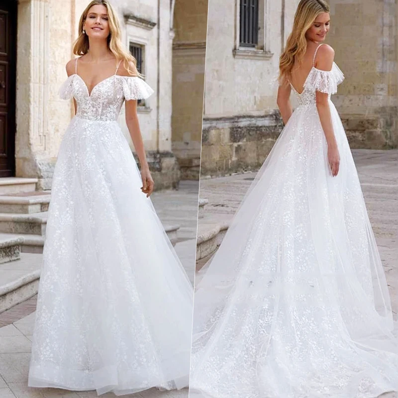 Bohe A-Line Sweetheart Neck Wedding Dresses 2022 Lace Appliqued Spaghetti Strap Bridal Gown Backless Train Robe De Mariee
Bohe A-Line Sweetheart Neck Wedding Dresses 2022 Lace Appliqued Spaghetti Strap Bridal Gown Backless Train Robe De Mariee