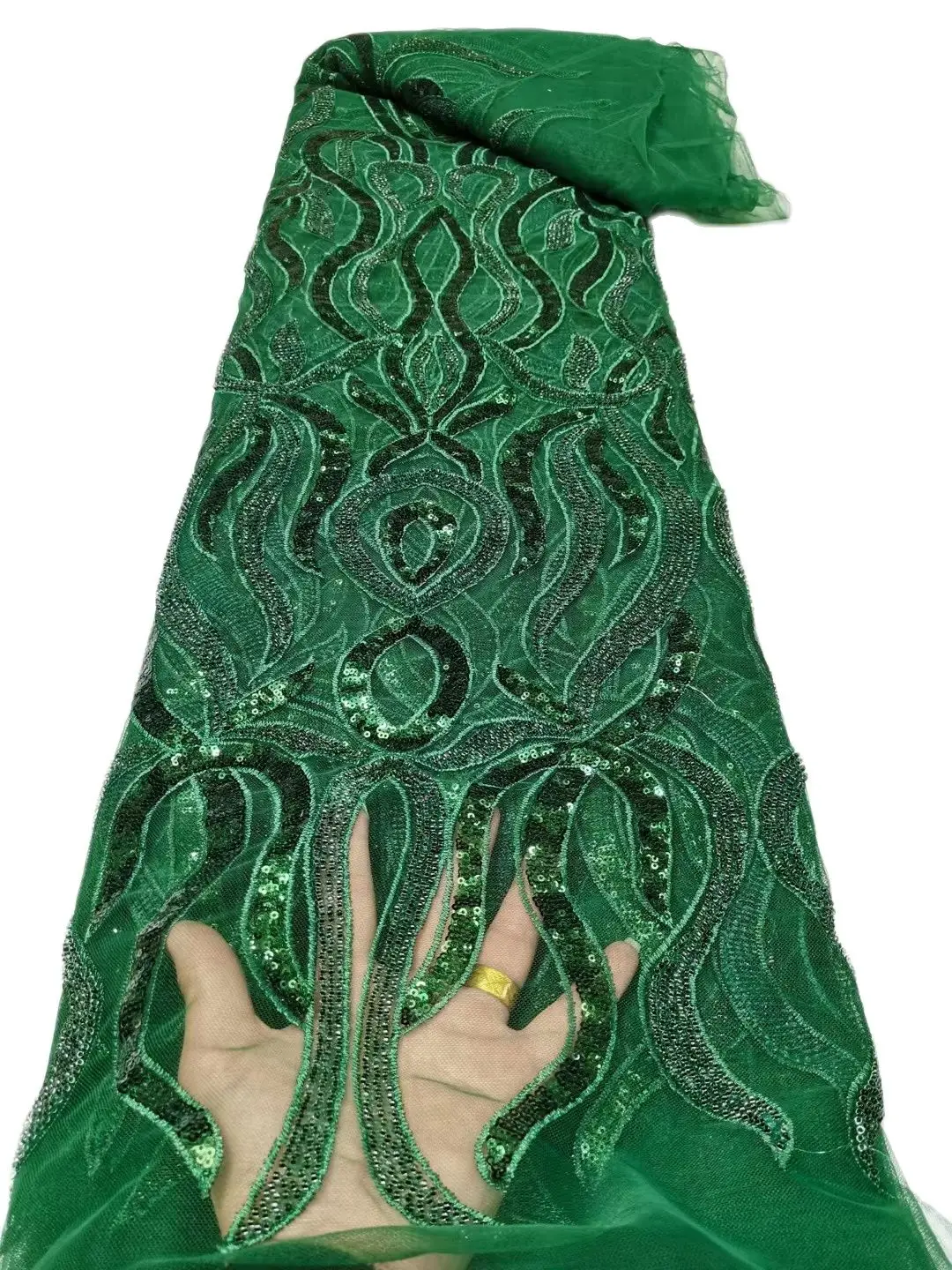 Top Selling Green Color French Lace 15JRB-42901 High Quality Sequins Beaded Material for Women Fashion Show or Party Dress
Top Selling Green Color French Lace 15JRB-42901 High Quality Sequins Beaded Material for Women Fashion Show or Party Dress