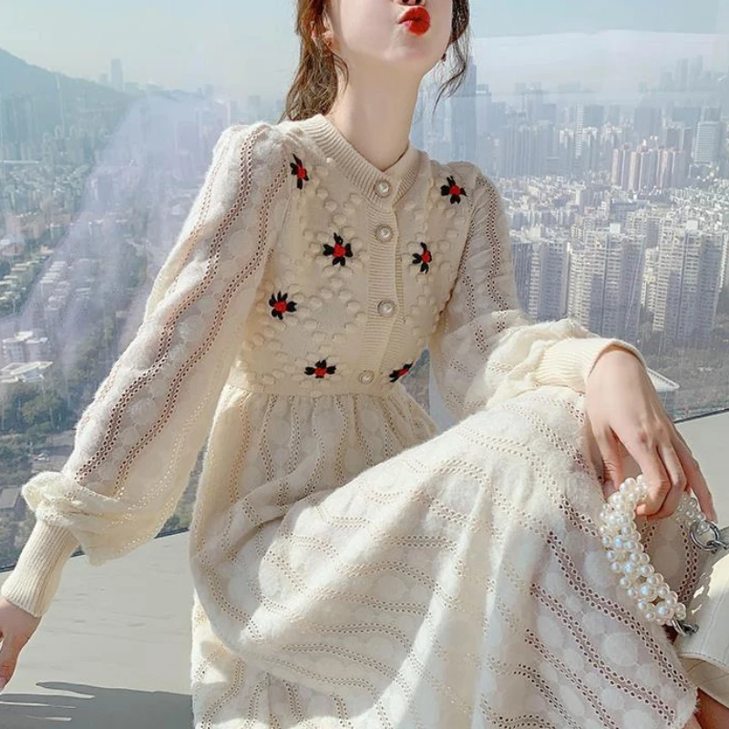 Knitting Sweater Maxi Dresses for Women Female Korea Style Slim Embroidery Wool Long Sleeve Woman Dress Party 2022 Autumn Winter
Knitting Sweater Maxi Dresses for Women Female Korea Style Slim Embroidery Wool Long Sleeve Woman Dress Party 2022 Autumn Winter
