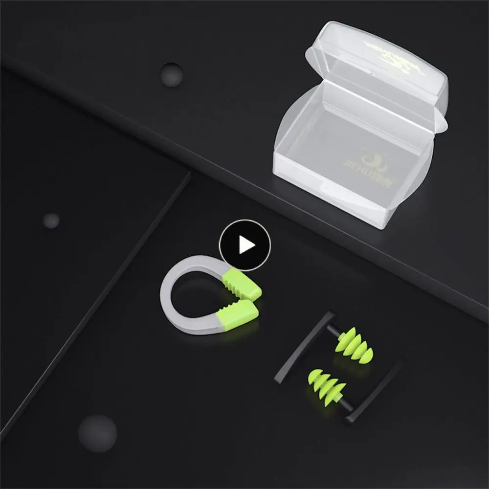 Durable And Durable Swimming Gear Comfortable Fit Earplugs Four-color Optional Small And Light Waterproof Earplugs Soft Silicone
Durable And Durable Swimming Gear Comfortable Fit Earplugs Four-color Optional Small And Light Waterproof Earplugs Soft Silicone