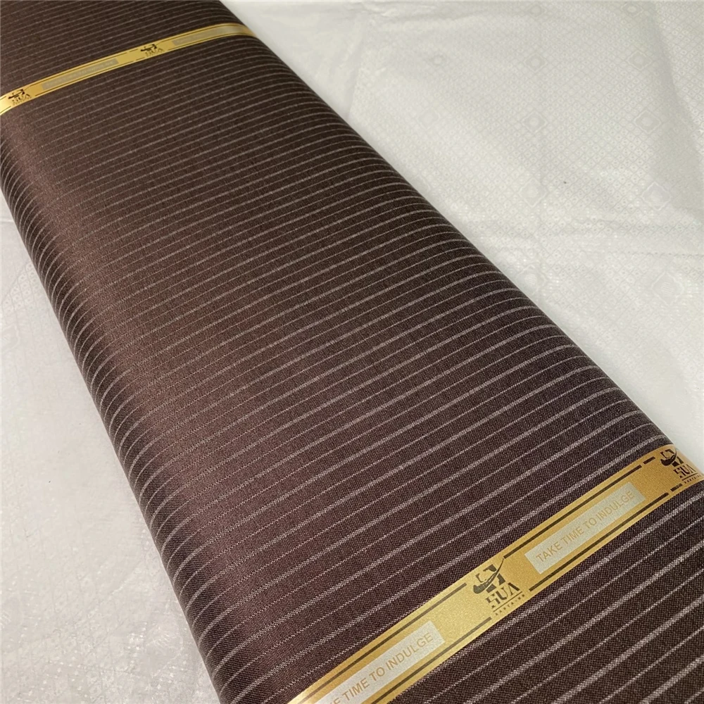 Хорошее качество африканская воздухопроницаемость комфортная гладкая ткань атику для мужчин Ткань для мужчин 5 ярдов/лот QL0607
Хорошее качество африканская воздухопроницаемость комфортная гладкая ткань атику для мужчин Ткань для мужчин 5 ярдов/лот QL0607