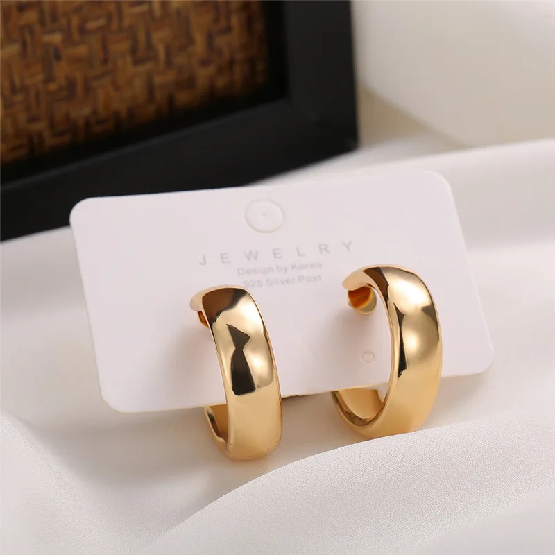 KERLA 2023 Modern Women’s Two-Tone Stainless Steel Hoop Earrings Vintage Jewelry Round Ear Rings For Girls Holiday Gifts
KERLA 2023 Modern Women’s Two-Tone Stainless Steel Hoop Earrings Vintage Jewelry Round Ear Rings For Girls Holiday Gifts