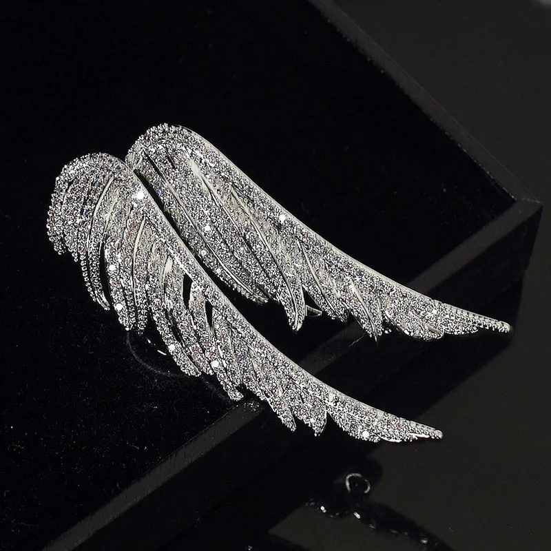 Trendy Angel Wings Rhinestone Brooches Pin For Women Glitter Collar Pin Clothes Decor Jewelry Gift Feather Designer Brooches
Trendy Angel Wings Rhinestone Brooches Pin For Women Glitter Collar Pin Clothes Decor Jewelry Gift Feather Designer Brooches