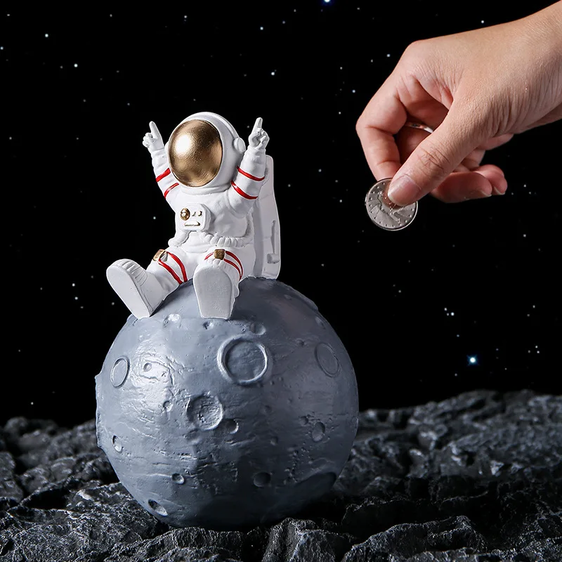 Astronaut Creative Coin Bank Box Piggy Bank Money Boxes Cans Nordic Resin Ornaments Desktop Decoration Kid Boyfriend Man's Gift
Astronaut Creative Coin Bank Box Piggy Bank Money Boxes Cans Nordic Resin Ornaments Desktop Decoration Kid Boyfriend Man's Gift