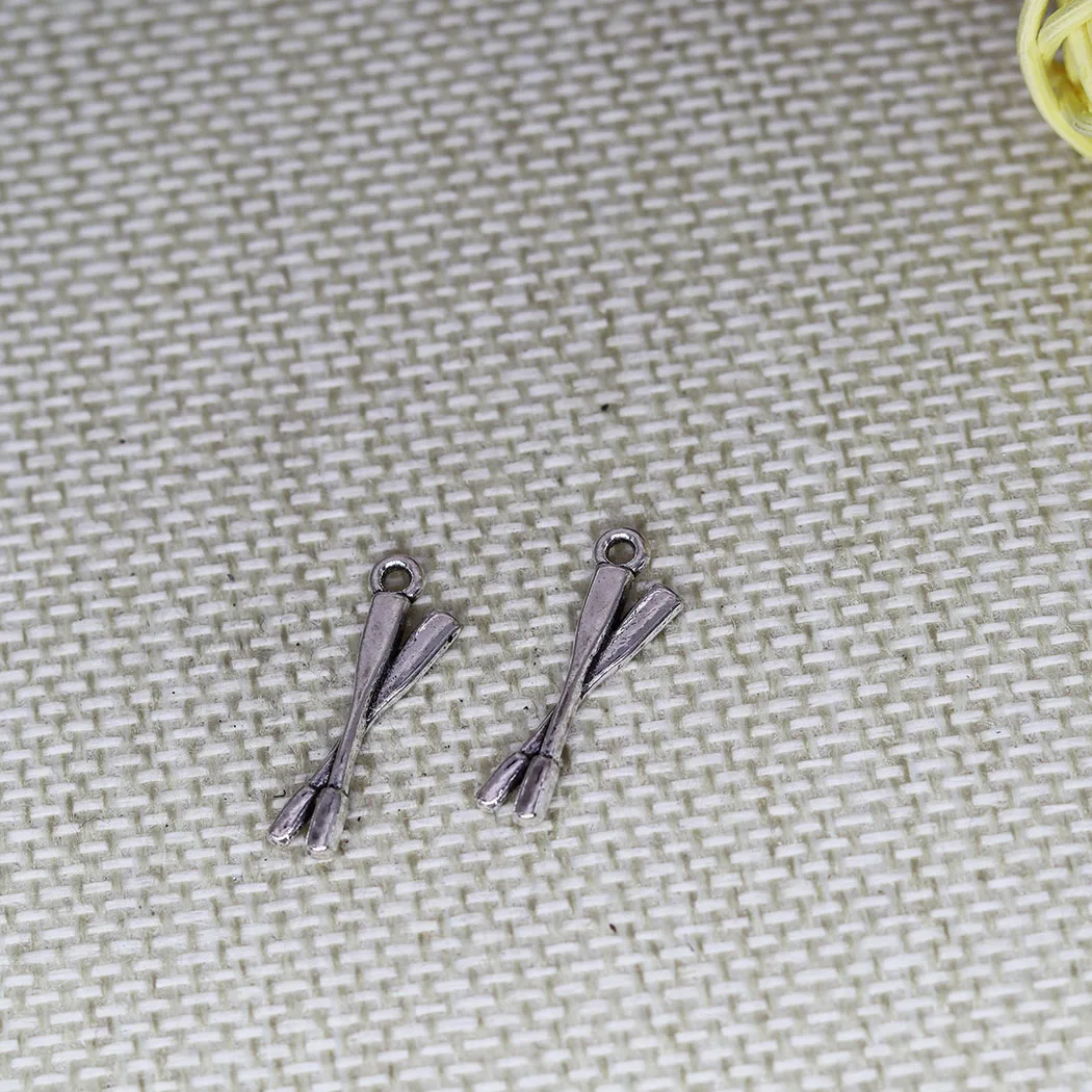 20pcs/Lot Boat Oars Antique Charms Handmade Pendant for Jewelry Making Metal Necklace Earrings Keychain Findings 22x8mm
20pcs/Lot Boat Oars Antique Charms Handmade Pendant for Jewelry Making Metal Necklace Earrings Keychain Findings 22x8mm