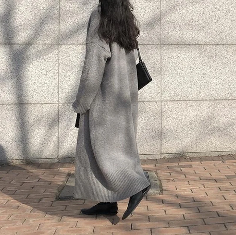 Winter Sweater Women's Super Long Loose Cardigan Long-sleeved Long Tops Autumn Women's Elegant Knitted Jacket Sweater Warm New
Winter Sweater Women's Super Long Loose Cardigan Long-sleeved Long Tops Autumn Women's Elegant Knitted Jacket Sweater Warm New