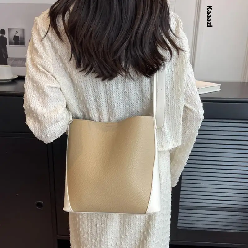 Leather Casuals Shoulder Bags Bucket For Women Simple Designer Crossbody Bag Versatile Luxury Handbag 2023 New High Quality
Leather Casuals Shoulder Bags Bucket For Women Simple Designer Crossbody Bag Versatile Luxury Handbag 2023 New High Quality