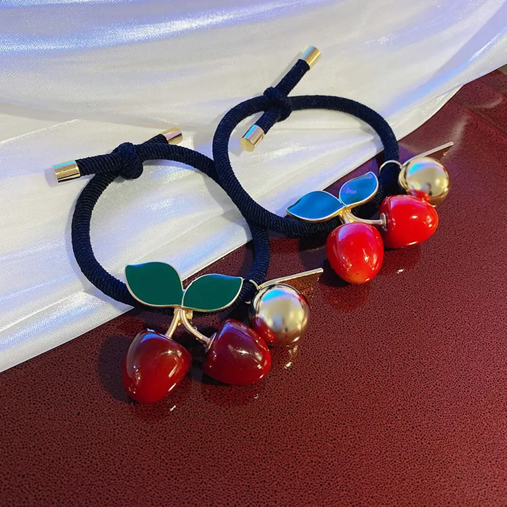 Резинка для волос в Корейском стиле женская, Милая Красная Эластичная лента с кулоном в виде вишни, с металлическим шариком, модные аксессуа...
Резинка для волос в Корейском стиле женская, Милая Красная Эластичная лента с кулоном в виде вишни, с металлическим шариком, модные аксессуа...