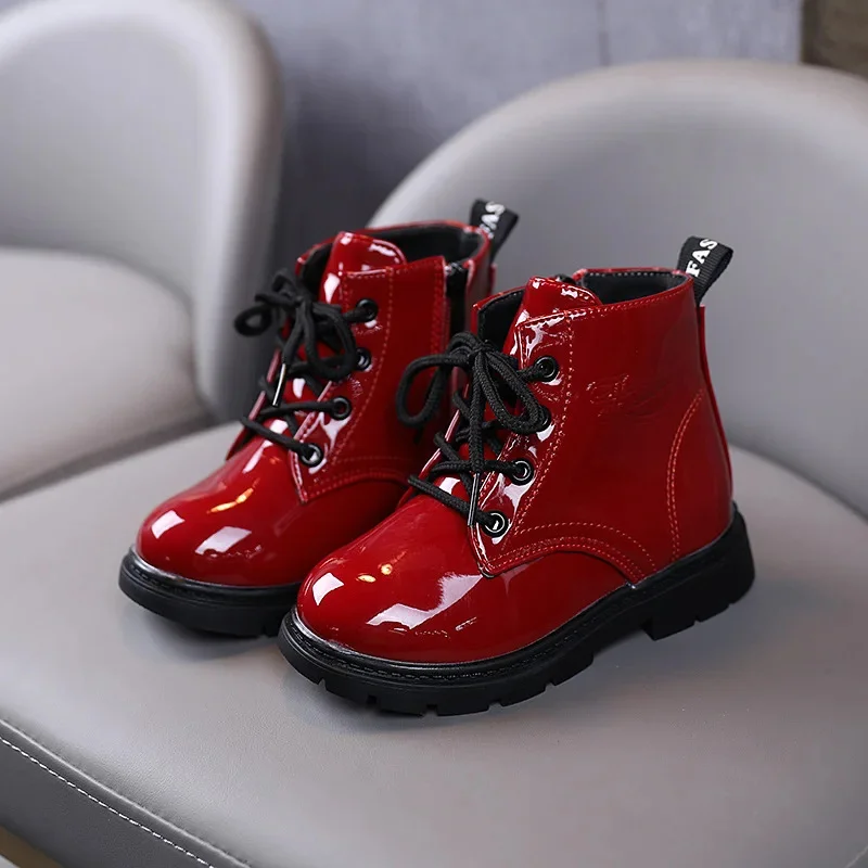 2023 New Autumn Children Boots Fashion Patent Leather Girls Boots Casual Lace Up Ankle Boots Kids Snow Shoes for Boys Sneakers
2023 New Autumn Children Boots Fashion Patent Leather Girls Boots Casual Lace Up Ankle Boots Kids Snow Shoes for Boys Sneakers