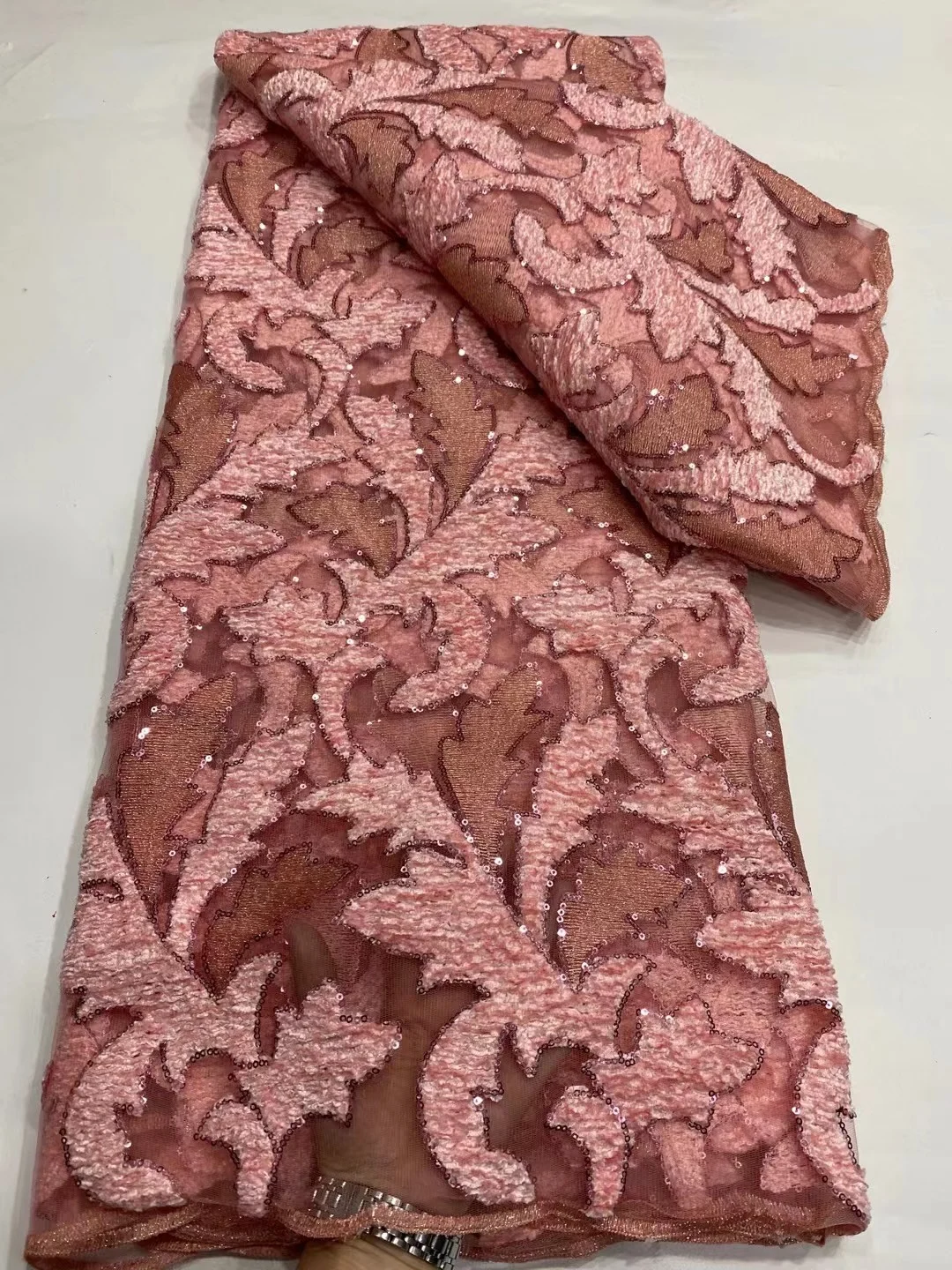 (5yards/pc) Newest peach African tulle lace fabric soft embroidered French net lace with sequins for party uniform FZZ156
(5yards/pc) Newest peach African tulle lace fabric soft embroidered French net lace with sequins for party uniform FZZ156