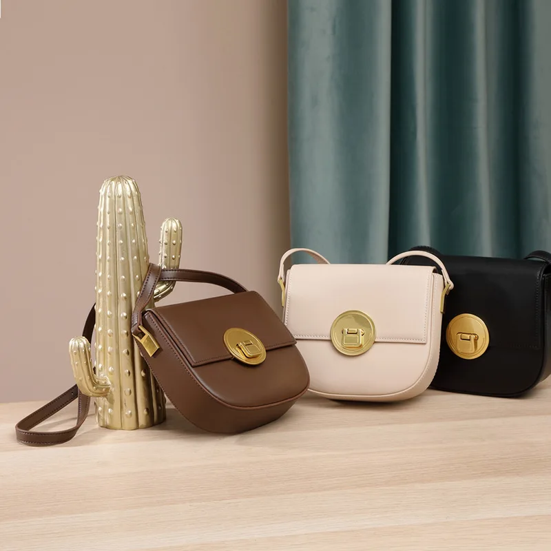 CHA-21 2023 High Quality Saddle Bag Women Messenger Bag Genuine Leather Small Bag Retro Texture Cowhide Shoulder Bag Women, Free
CHA-21 2023 High Quality Saddle Bag Women Messenger Bag Genuine Leather Small Bag Retro Texture Cowhide Shoulder Bag Women, Free