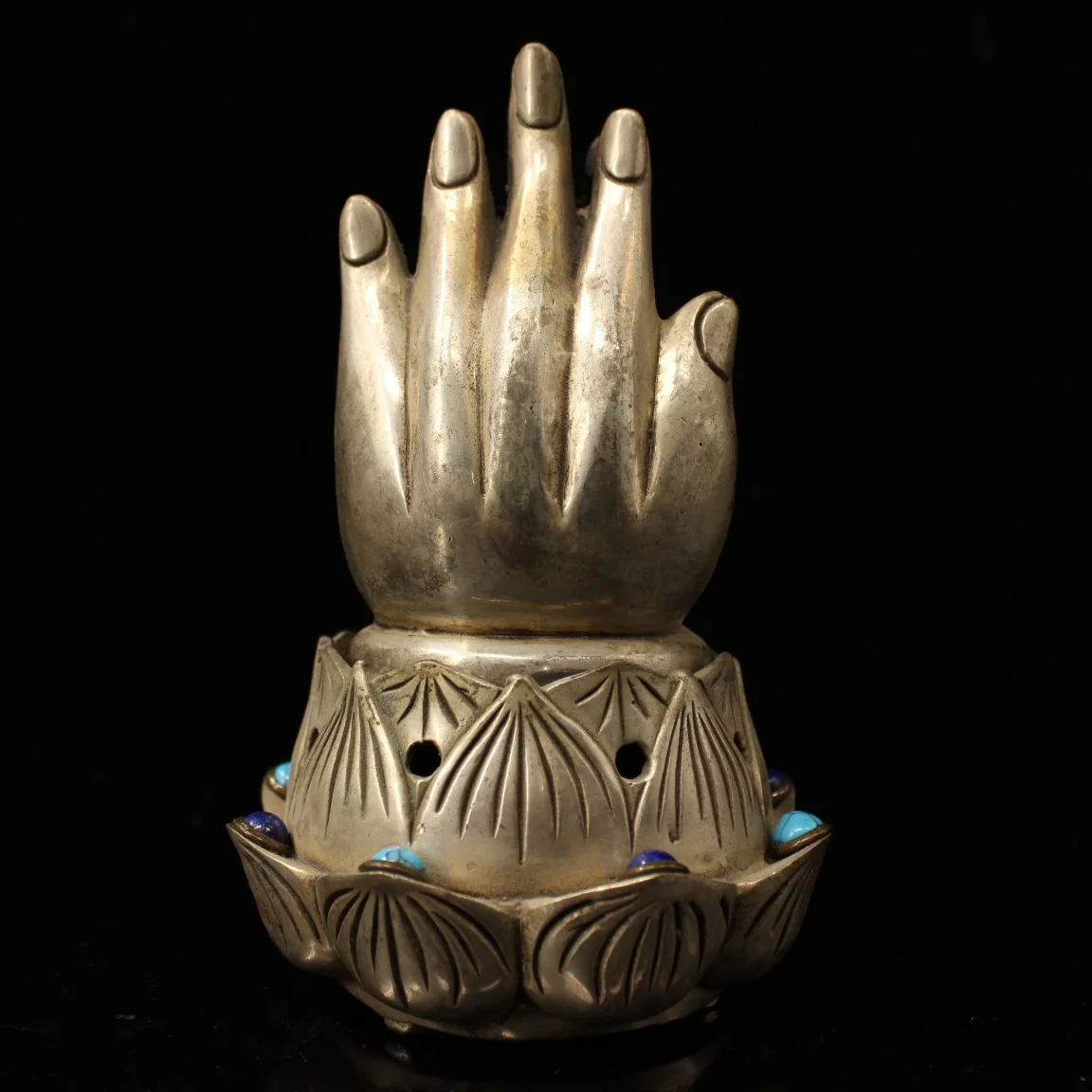 Fashion China Exquisite Pure Copper To Create Silver-plated Inlaid Gemstone Bergamot Incense Burner Living Room Decorations
Fashion China Exquisite Pure Copper To Create Silver-plated Inlaid Gemstone Bergamot Incense Burner Living Room Decorations